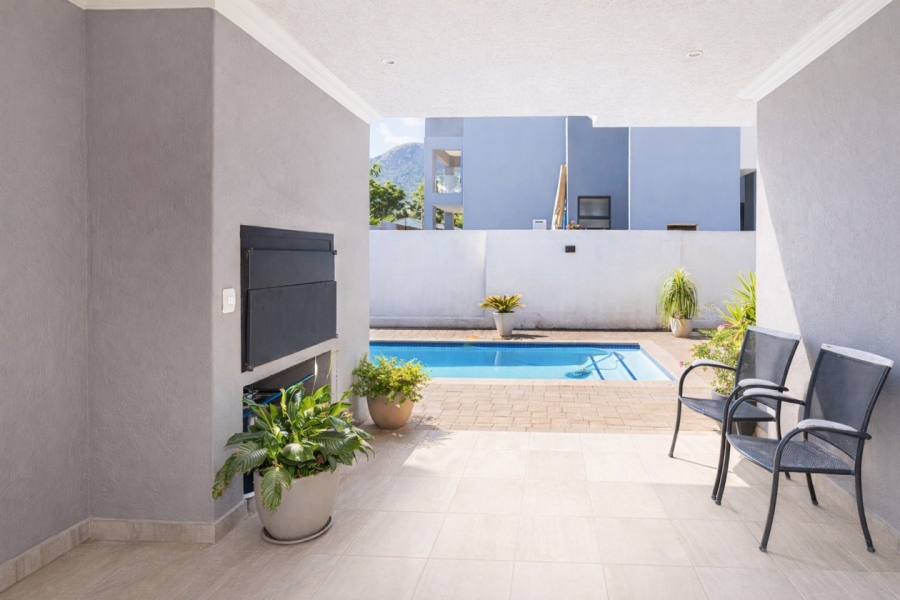 3 Bedroom Property for Sale in Melodie North West